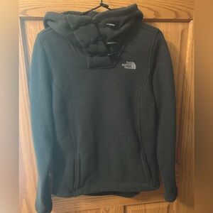 North Face Women’s Sweatshirt